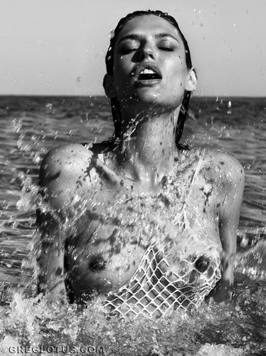 #5882 на oboobs.ru