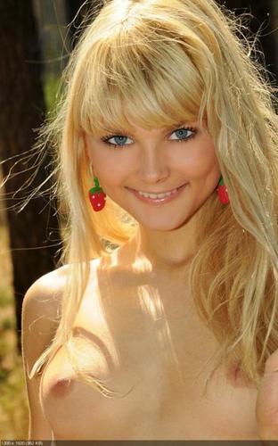 #9142 на oboobs.ru