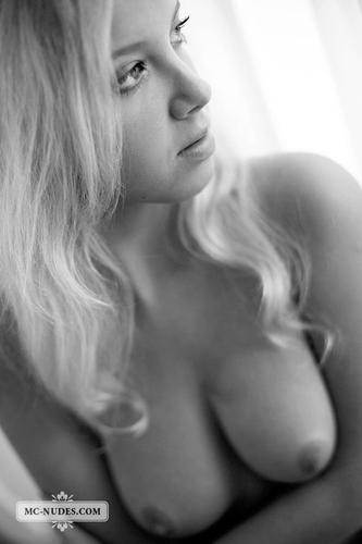 #15174 на oboobs.ru